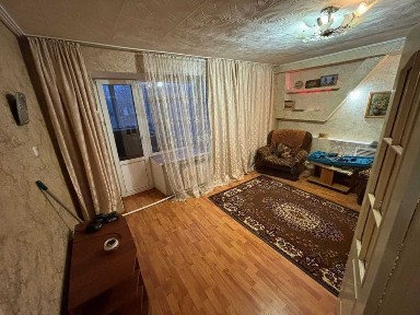 4х комнатная квартира на КСК