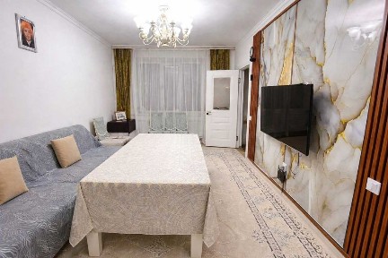 Продается 2 комнатная квартира в мкр Улан Айман Империя