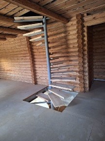 4х комн квартира в 3х уровнях с отдельным входом