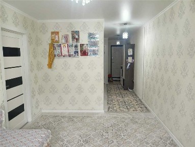 Продам светлую 3-ком. кв. Восток блок, 1973г. 4этаж/5, 43,5кв. м.