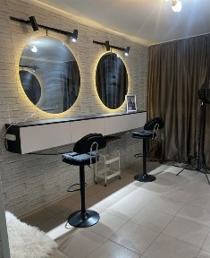 Сдам в аренду парихмахерское место и визажиста !