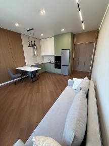 Сдается евро-двухкомнатная квартира