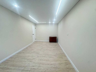 3-комнатная квартира · 63 м² · 2/5 этаж, Саина 6