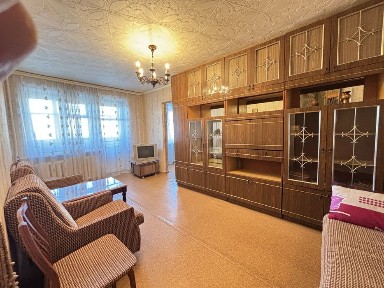 Продам двушку на кжби