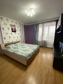 1комнатная в центре. Абая