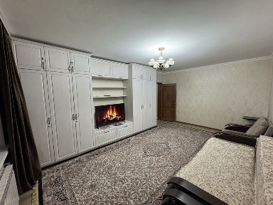 Сдаётся 1-комнатная квартира посуточно