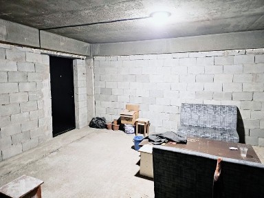 Помещения для салонов красоты и массажных и других предприятий.