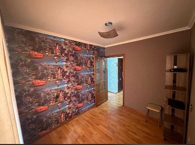 Продается 2 ком квартира микр Строитель