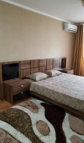 В самом центре, кондиционер, интернет
