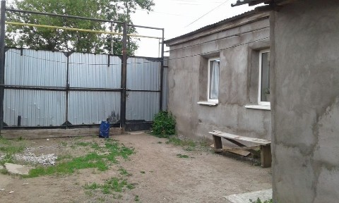 Продам дом с 6 соток землой в 31 школе
