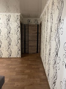 Продвм уютную, чистую квартиру. Трехкомнатная.