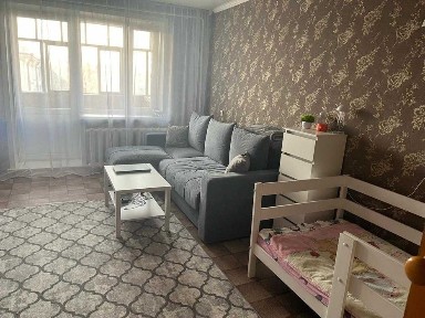 Продам 3-комн. квартиру, район Вокзала, кирпич, 1984 г. п.