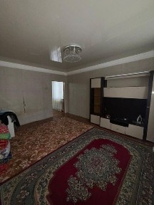 Продам 3х комнатную квартиру в 2ух этажном доме в центре города