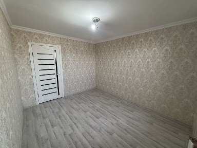 Сдаю двух комнатную квартиру с свежим ремонтом