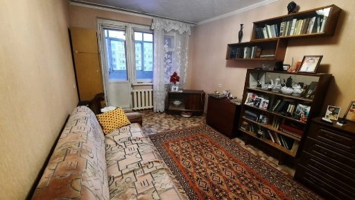 Продам! 2ком. кв. 1/2эт. р-он ДСР