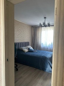 Продам 2 комнатную квартиру район 