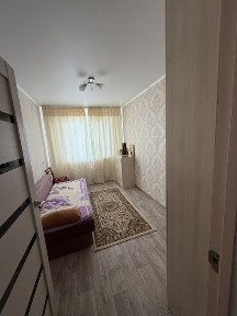 Продам 4 комнатную квартиру, с газовым отоплением!