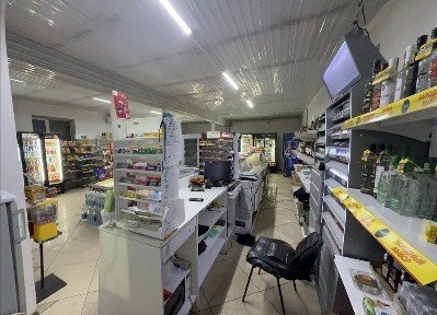 Продам магазин или здам часть, 35кв или отдельное стоячое здания