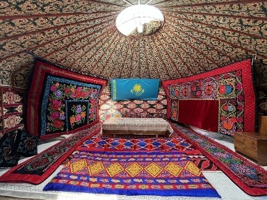 Көлсай көлі қазақ үй жалға беру Озера колсай аренда юрта