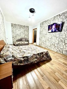 сдам 1 ком. квартиру посуточно, по часам и на ночь от GRAND HOTEL