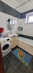 Продается дом на дачном участке.