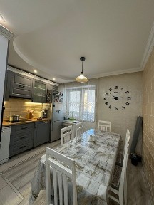 Продам 4-х комнатную квартиру в кирпичном доме