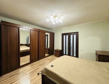 В нижнем Центр-3 предлагаем 3-комнатную квартиру на 4-этаже