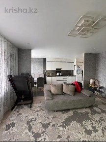 Продам 4х комнатную квартиру улучшенной планировки
