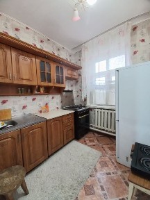 Продам 3 ком. кв центр. парк. Кирова.