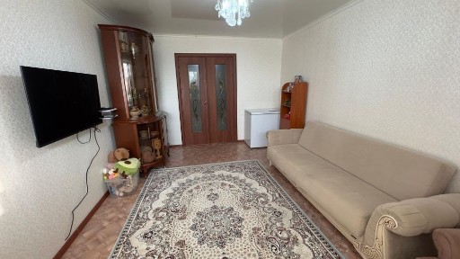 Продаётся 3 комн квартира