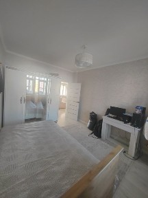 Продам 4х комн кв 100 кв м.