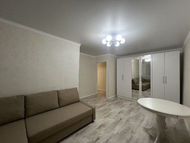 Аренда 1 комнатная квартира на Лободы, центр города, Мед. академия