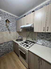 2комн, Боровская 76, 2этаж