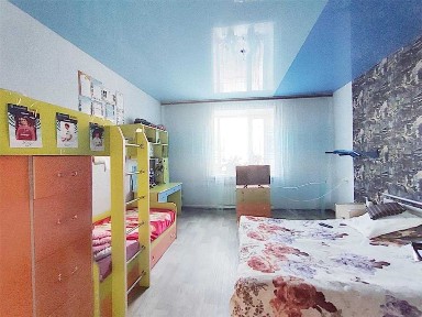 *Продам 3 комн квартиру. Старого типа. ул. Архитектурная