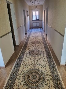 В связи с переездом срочно продаются 2 дома по цене одного. Торг умест