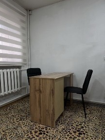 Сдам стол в аренду мастеру маникюра