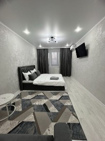 Вип квартира для двоих Галактика Универмаг