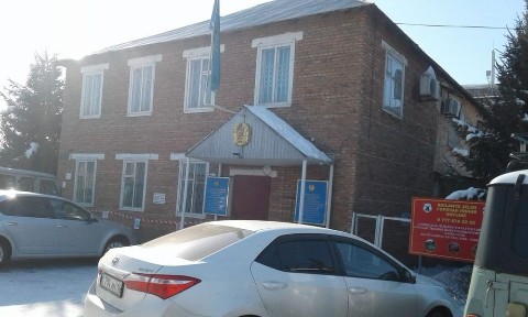 Двух этажное здание