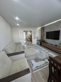 4 комнатная квартира 10я школа 77м2