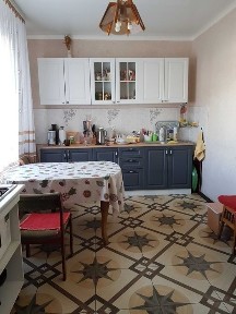Продам тёплый благоустроенный, четырёхком. дом по улице К. Амировой 22а