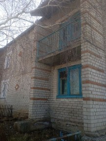 Продам 2 этажн. часть дома, Половина дома 2этаж. квартира с балконом с. Е