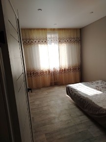 Сдам 2-комн квартиру на 8 районе. Часы, ночь, сутки. Смарт тв