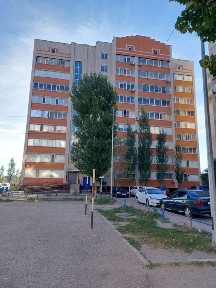 Болашак, большая 2-х кв. 90кв. м.