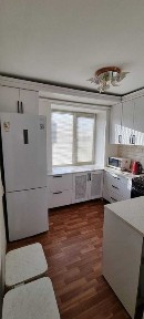 продается 3 ком квартира в центре города Бағашар Империя
