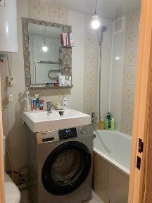 СРОЧНО. СРОЧНО ПРОДАМ 3-х комн кв!