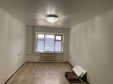 Продается омната в обшежитий по улице толе би 11а