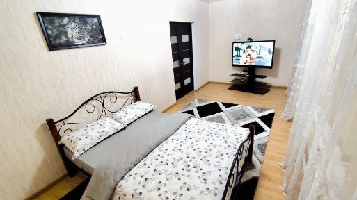 1 ком кв в центре Тургенева 100 В