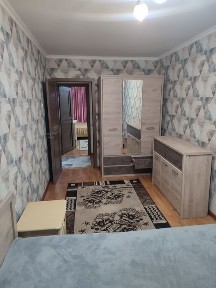 Сдаём 3 комнатную квартиру