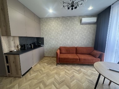 Сдаю 2 ком квартиру