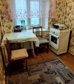 Посуточно, Школьник 7000, курмангазы 163